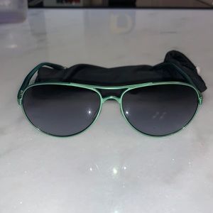 Oakley Feedback Green Frame Grey Lens